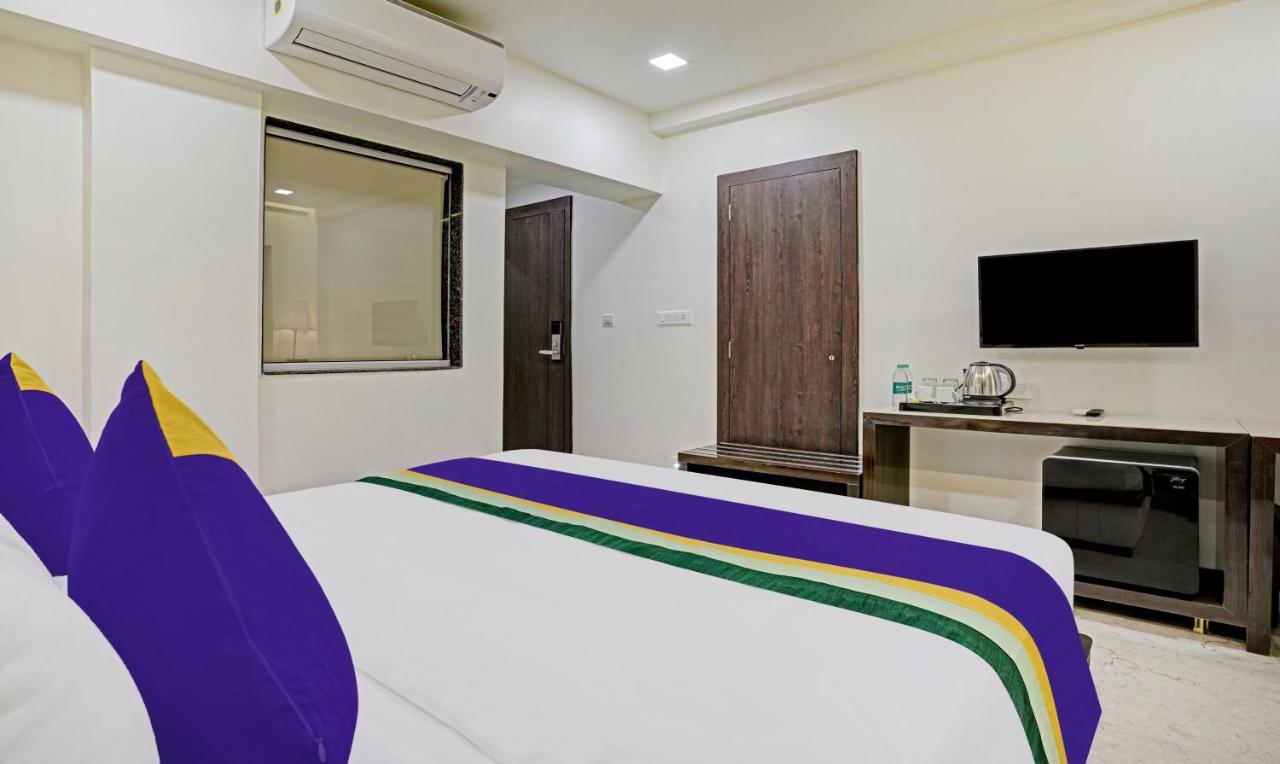 Treebo Premium Golden Bliss Trimurti Nagar Square 那格浦尔 外观 照片
