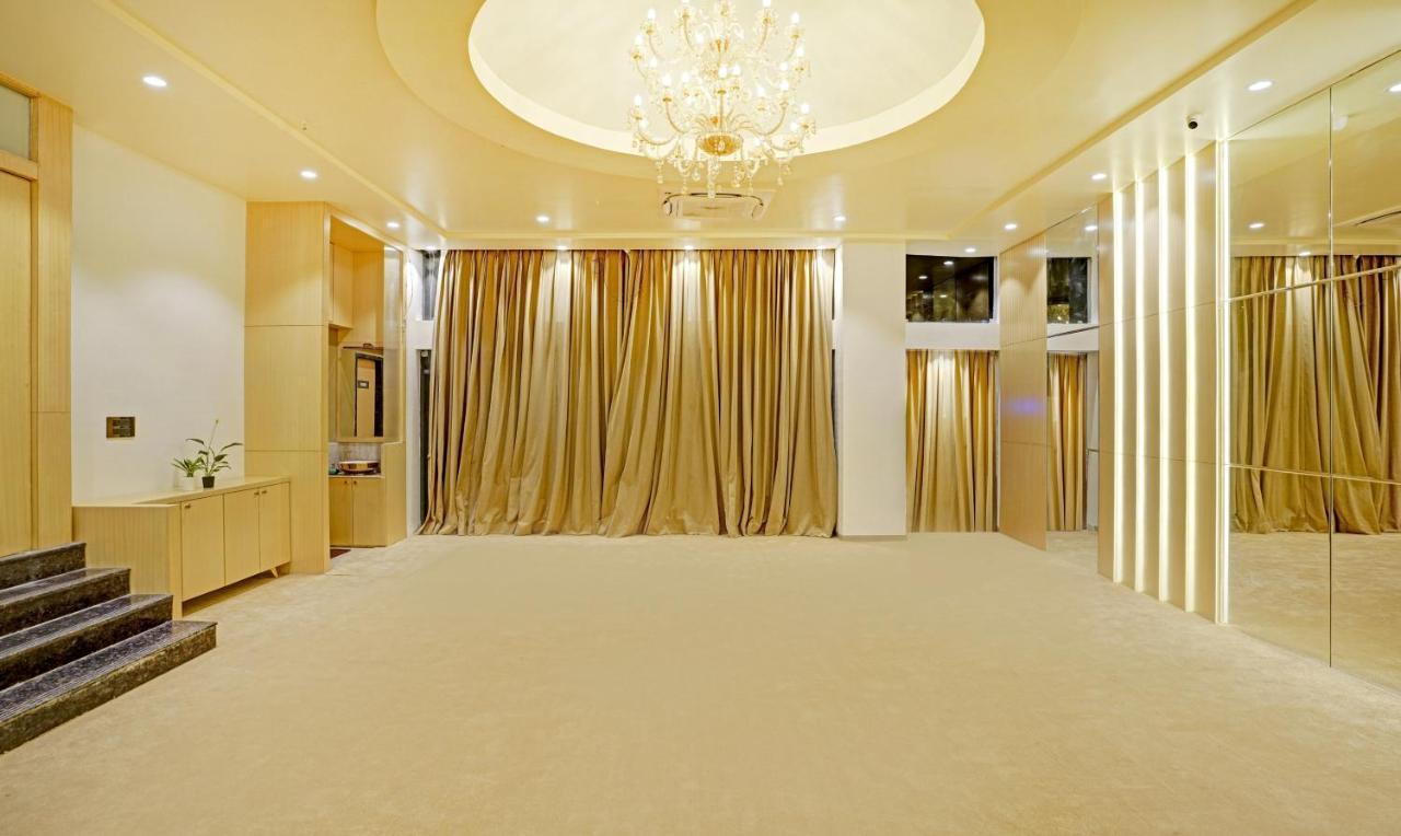 Treebo Premium Golden Bliss Trimurti Nagar Square 那格浦尔 外观 照片